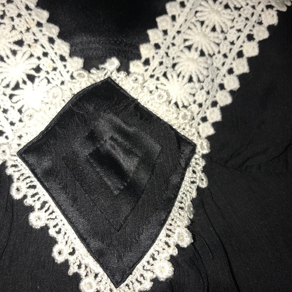 BEBE silk black camisole - Picture 3 of 9